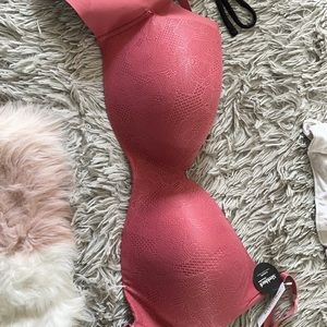 Pink bra 38E